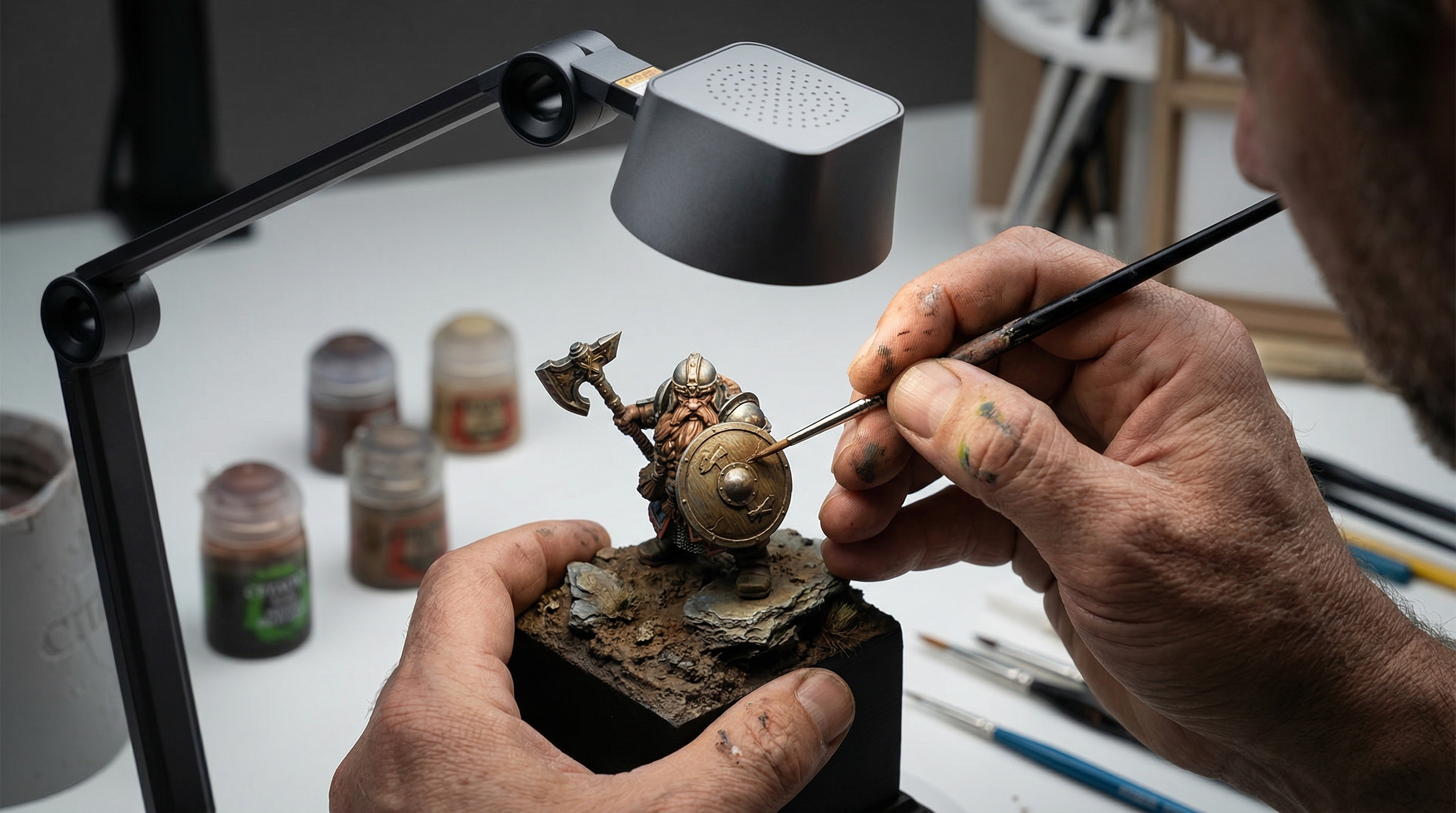 軟體工程師 雙螢幕工作無反光檯燈