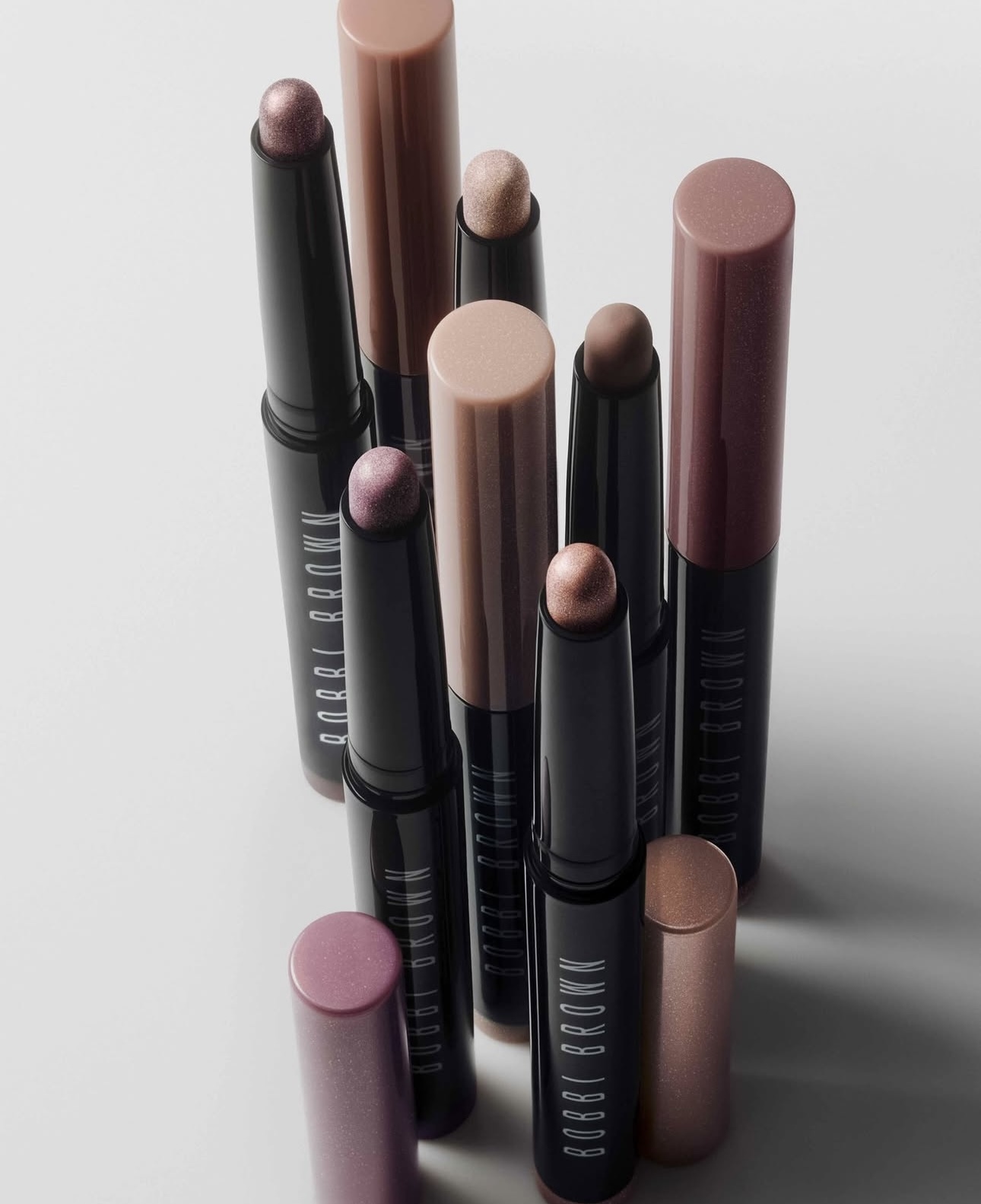 現 貨｜BOBBI BROWN 流雲持久防水炫彩眼影筆 0.9g 旅行裝 (Mini Size)