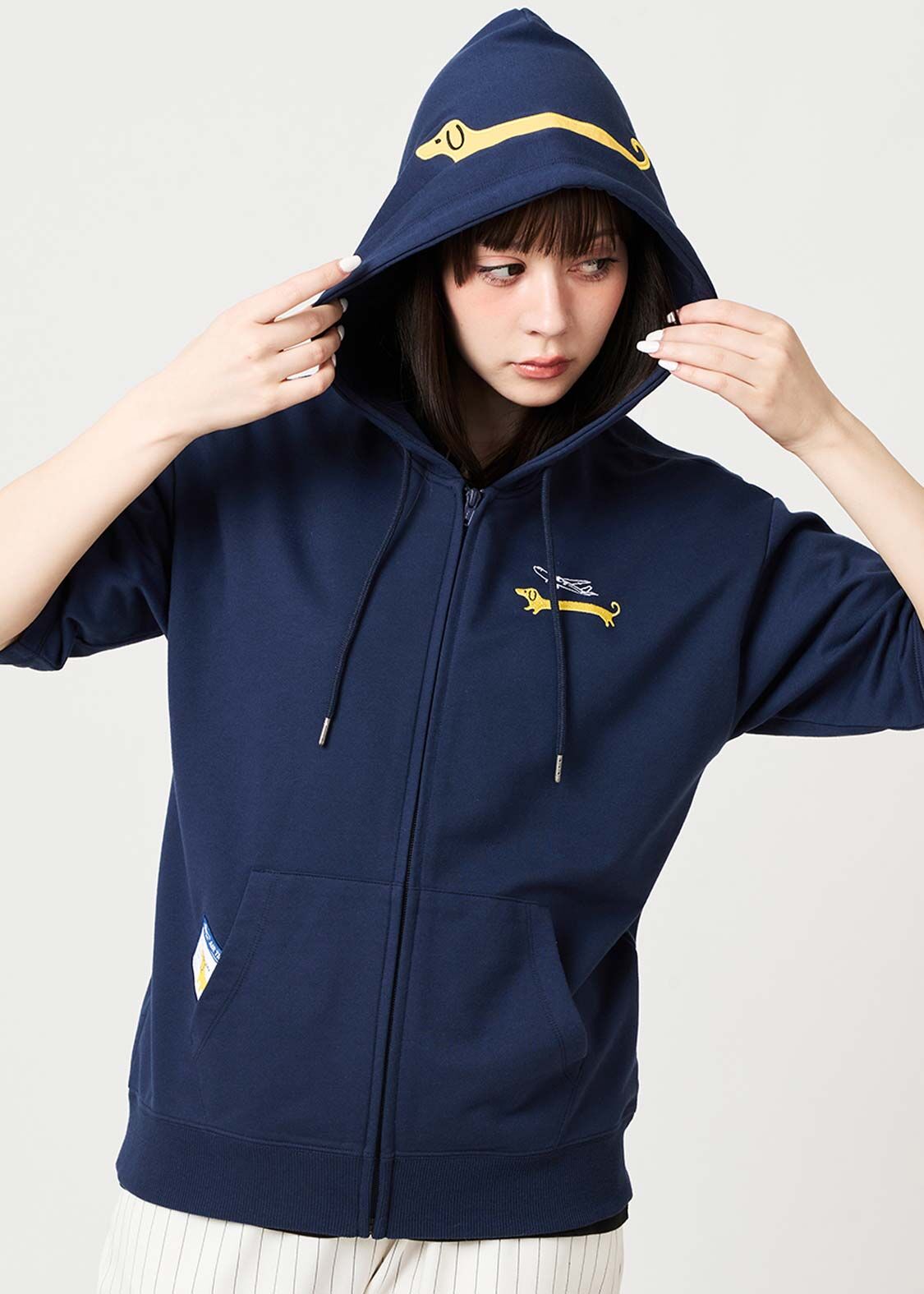 日本預訂 graniph GH Nagasugiru Inu Wanderer Pass | Short-Sleeve Zip Hoodie