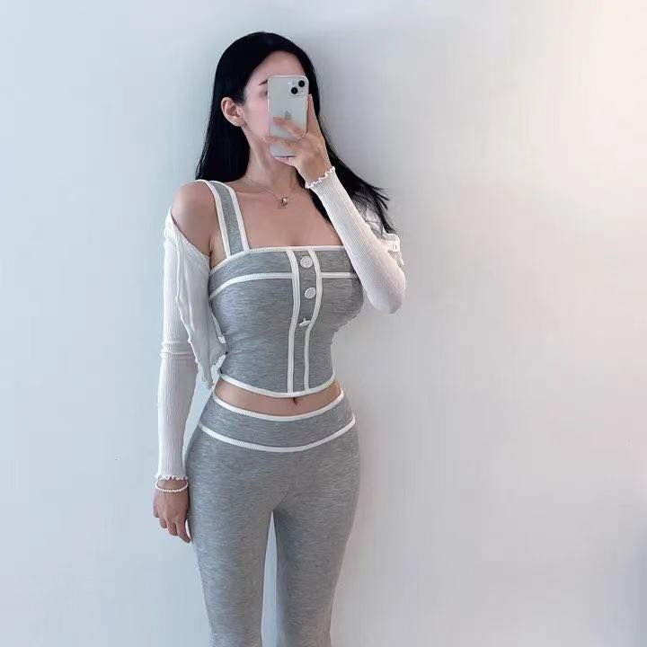 純欲天花板小香風喇叭褲套裝🀄