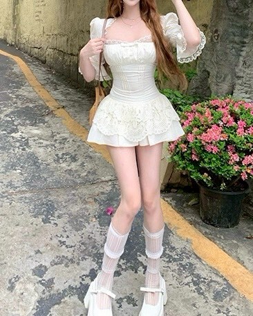 設計師家拼接蕾絲小外套+背心+緹花褲裙三件套