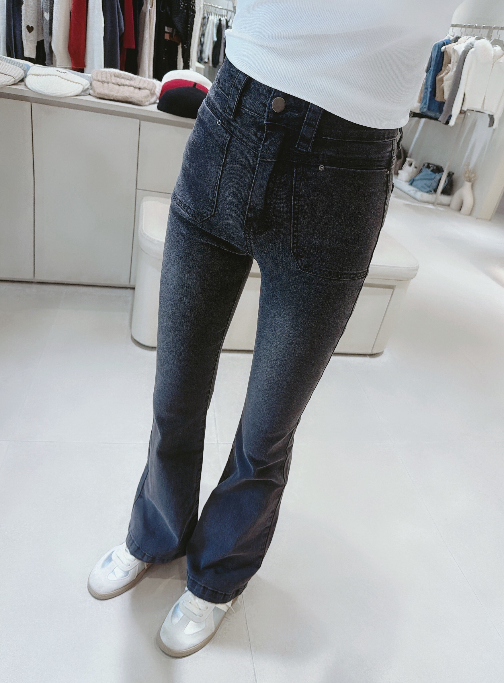 高腰V字車線牛仔喇叭褲  1971黑 1969藍