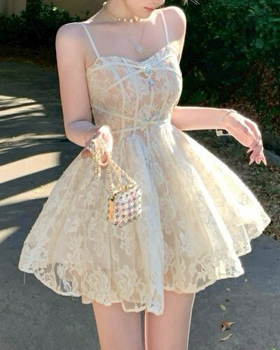 設計師家多線條透膚蕾絲洋裝