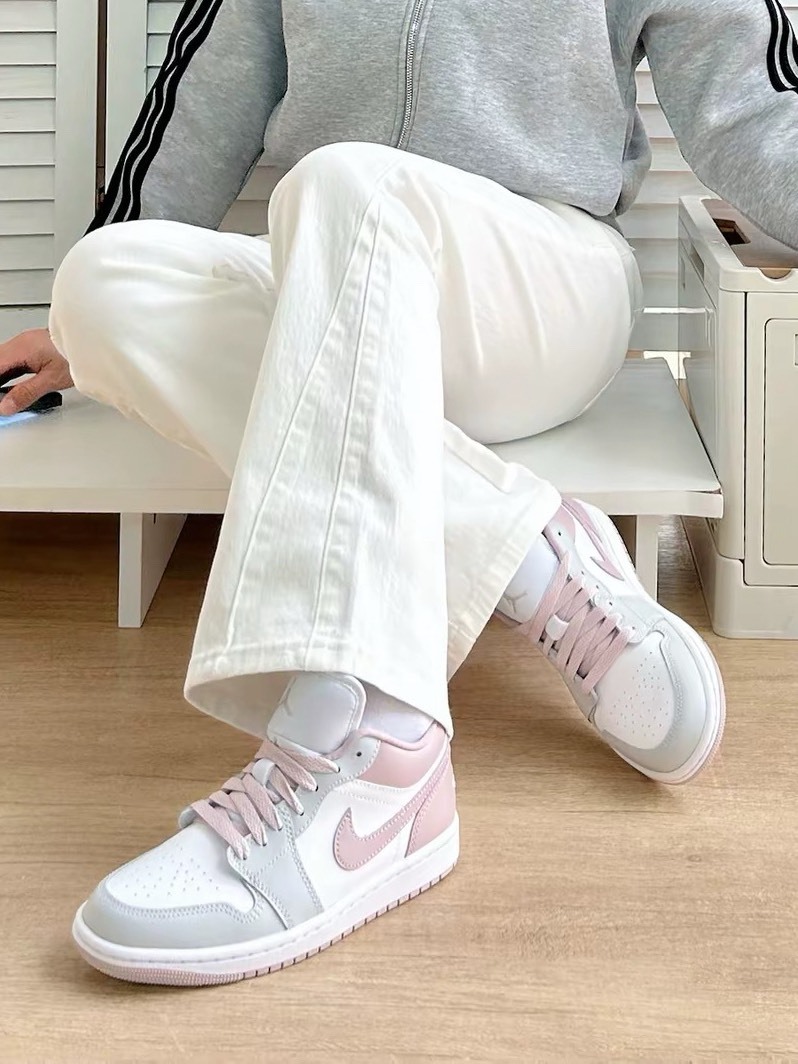 【預購】NIKE W Air Jordan 1 Low "Grey Particle Rose" 灰粉 DC0774-606
