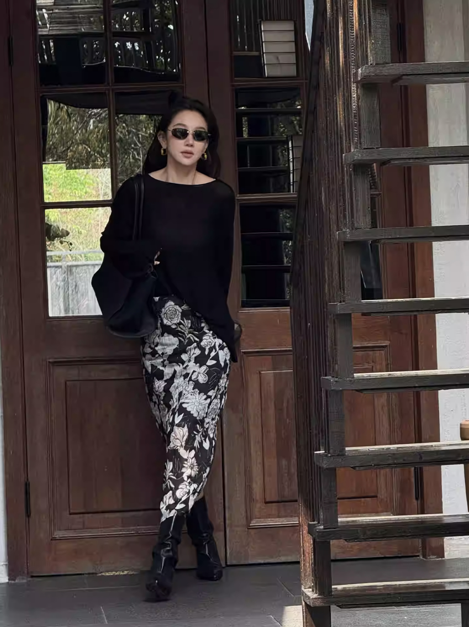 經典黑優雅配色花朵圖騰鉛筆裙長裙-S-XL (Elegant & Love)