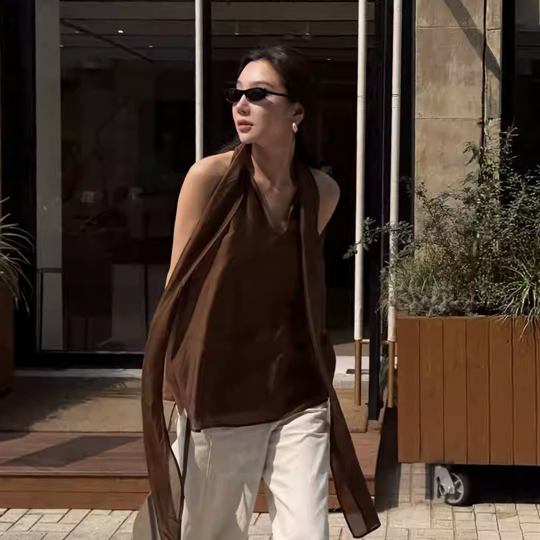 焦糖咖兩穿披肩領巾造型背心上衣-S-L (Elegant & Love)