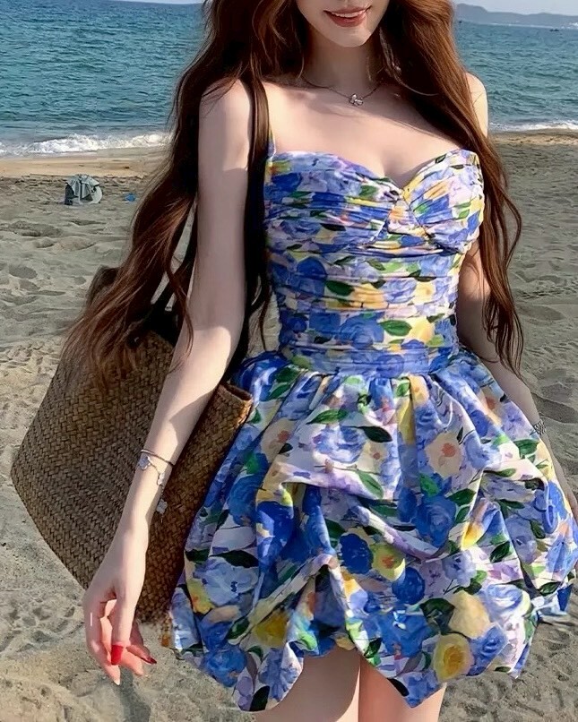 設計師家桃心領馬甲感花苞裙洋裝