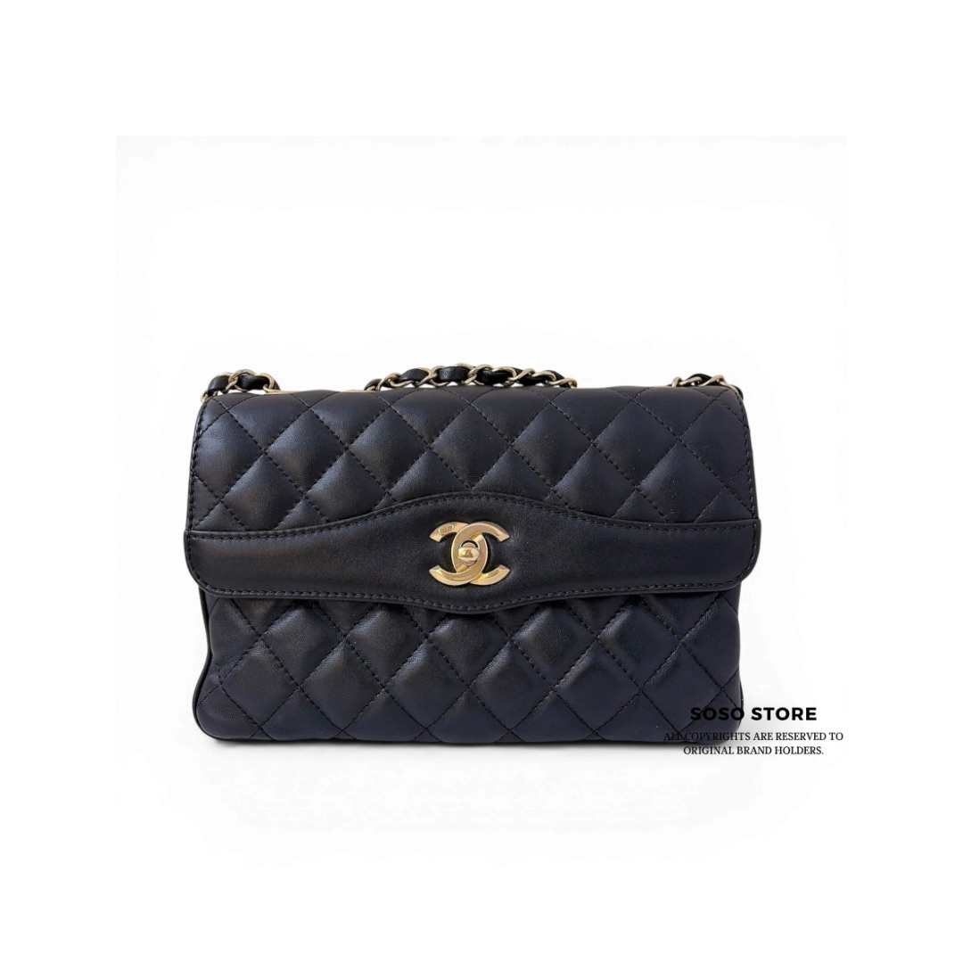 Chanel Flap Bag - Black / GHW
