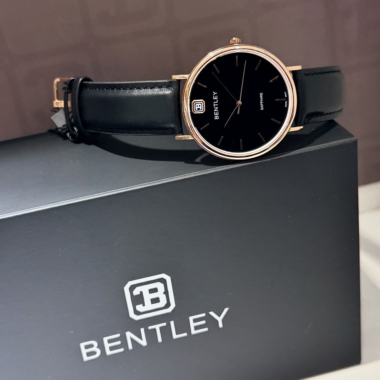 【BENTLEY 賓利】 文青極簡系列 玫瑰金 黑色 瑞士機芯  真皮皮帶 手錶