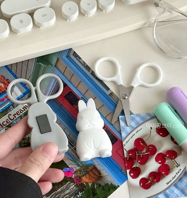 可愛小白兔冰箱貼迷你剪刀 / 2色