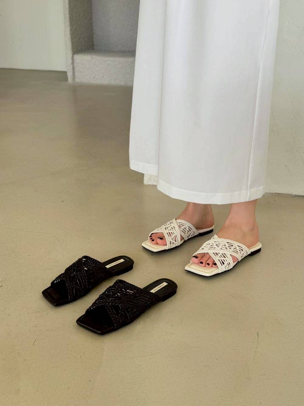 【現貨】編織交叉平底拖鞋｜夏日清爽感・輕鬆穿出質感