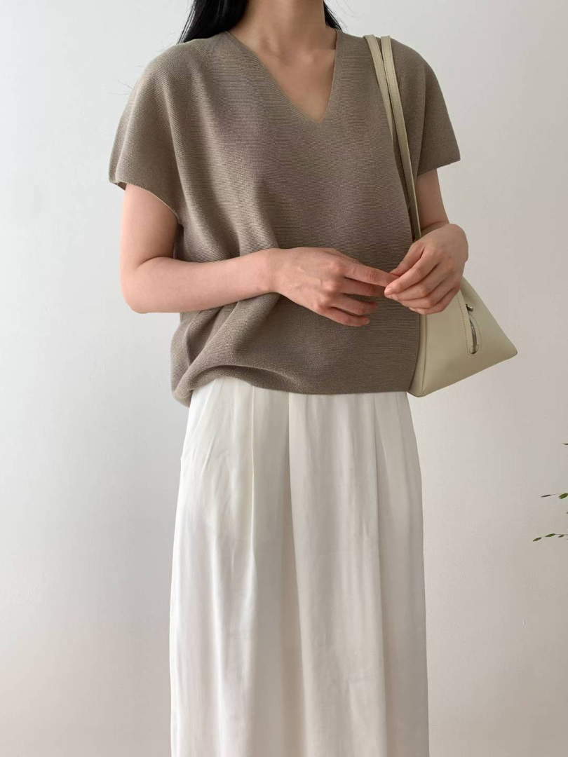 韓系氣質款V領針織短袖上衣