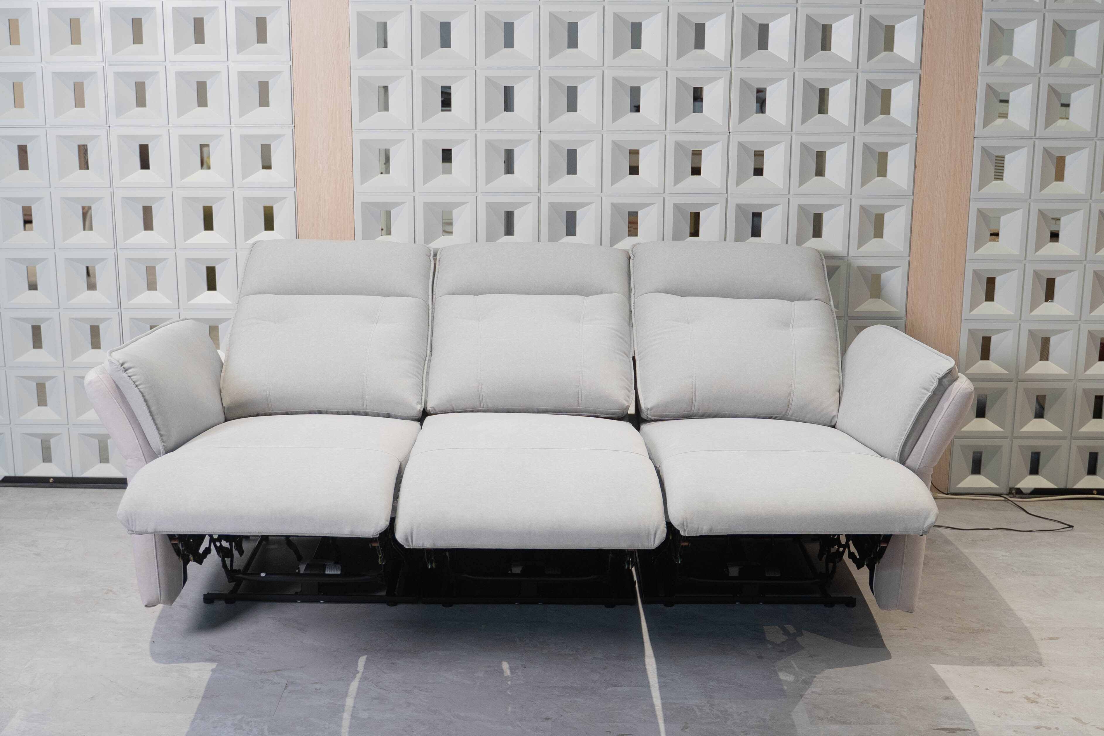 【蒂芬妮】三位三電動沙發