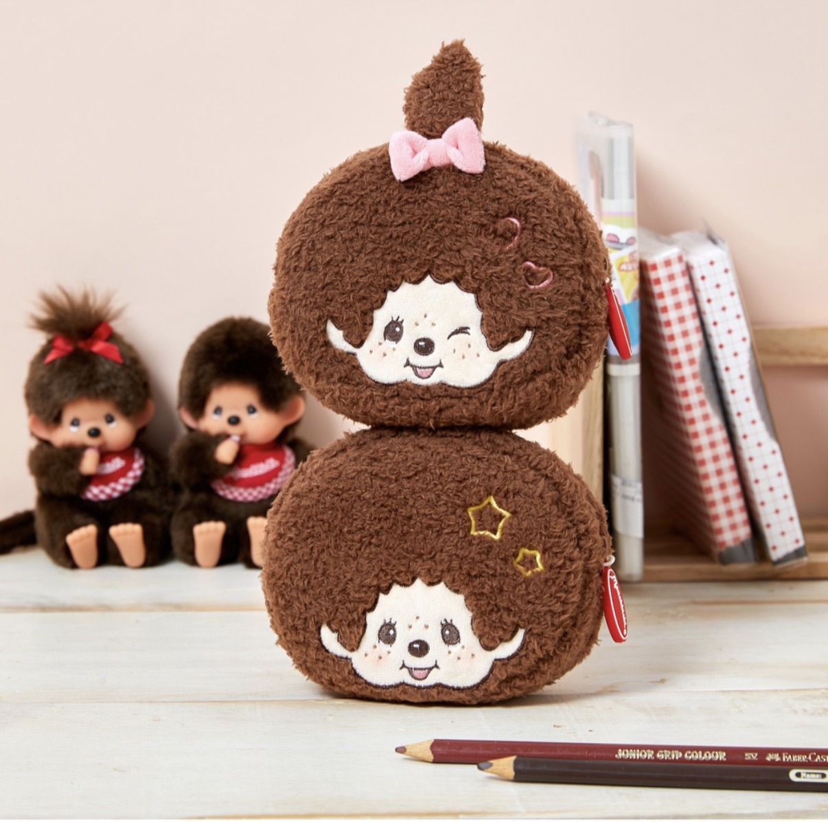 韓國限定超可愛星星愛心蒙奇奇收納包