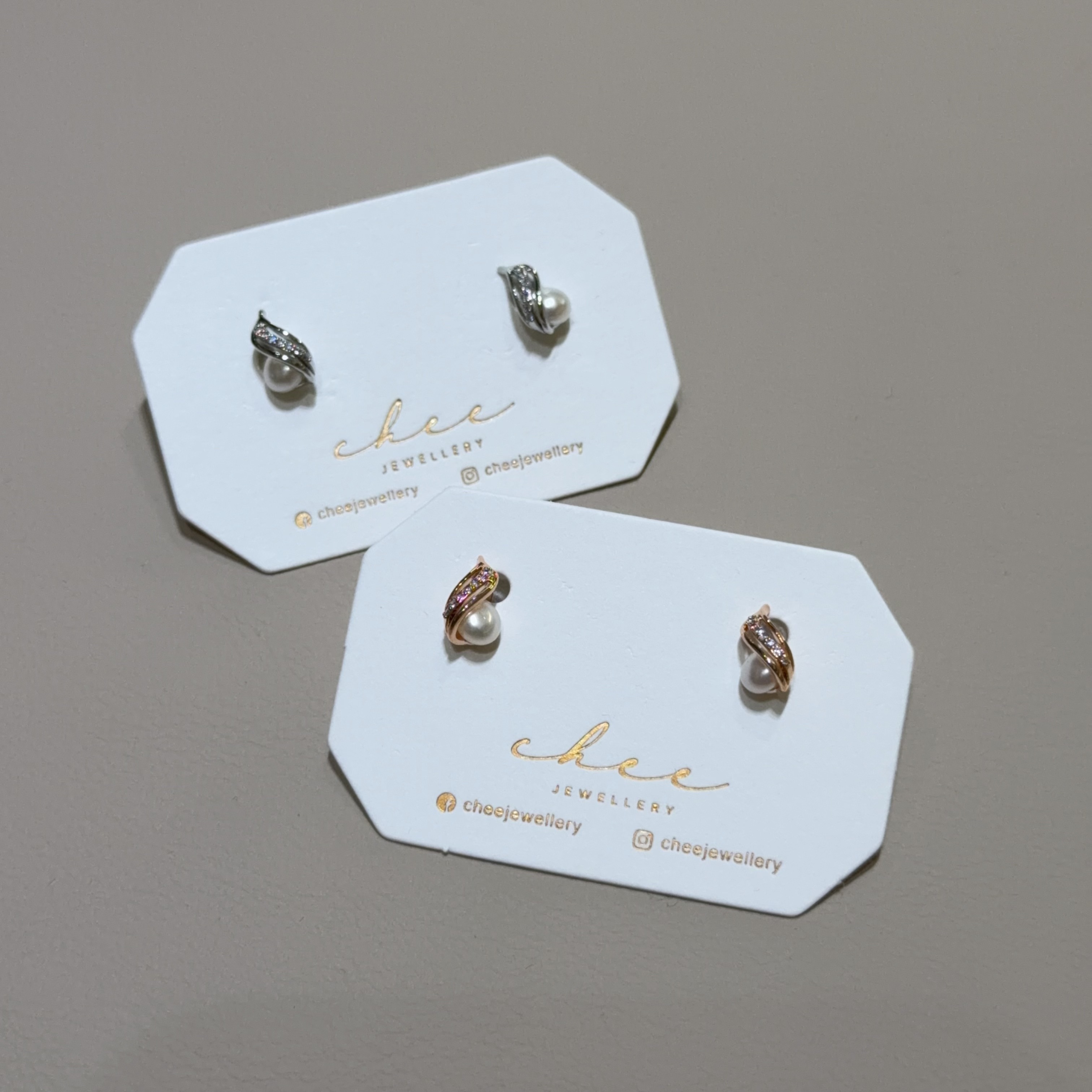 扭扭鋯石拼小珍珠耳環 - R57