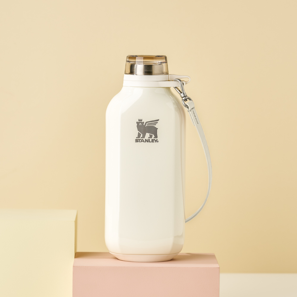 STANLEY ALL DAY 系列 自由掛扣隨行水壺 0.47L / 光澤奶油白+圈圈反光背帶