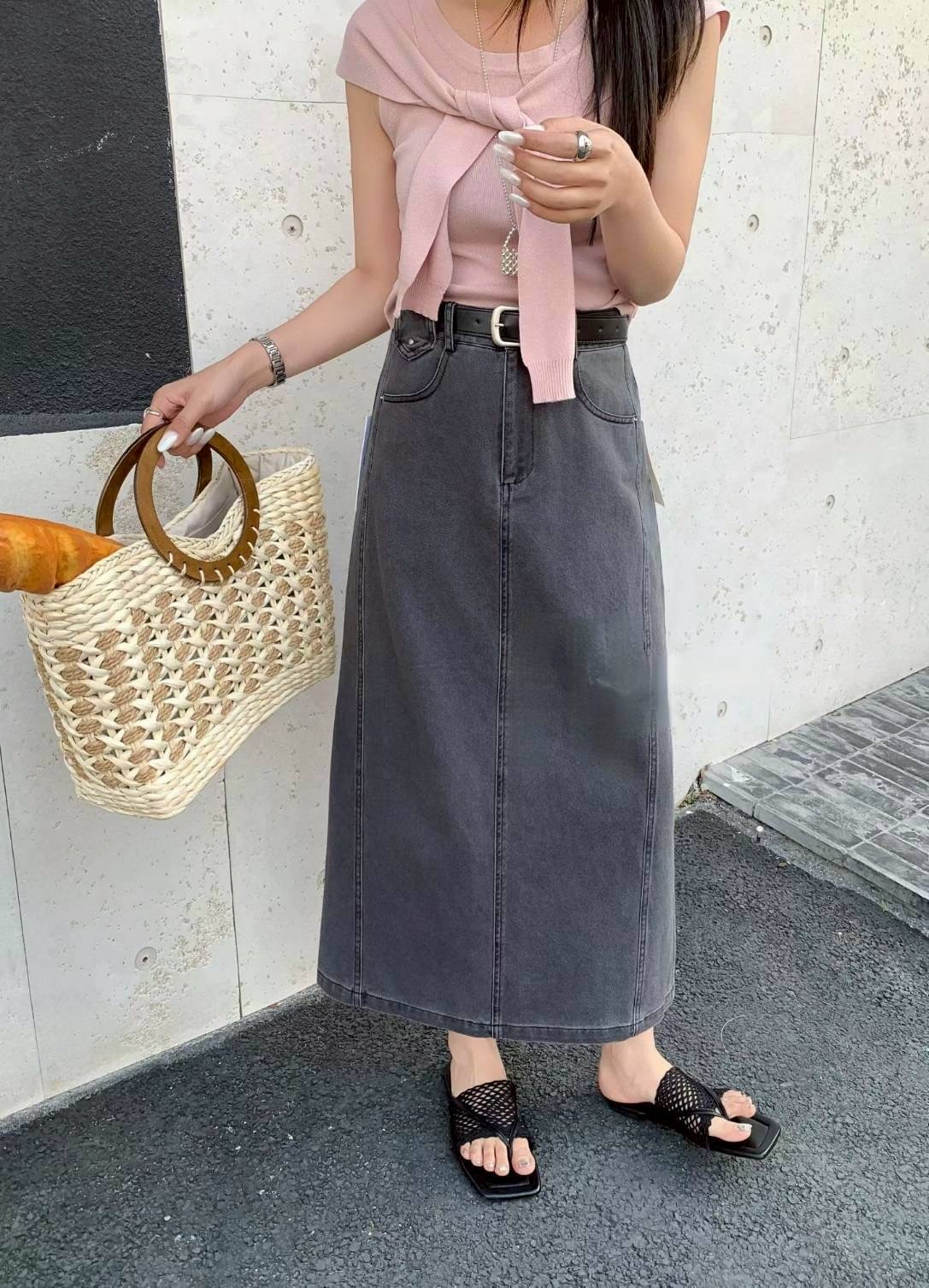 【現貨】高腰直筒牛仔長裙｜修飾比例神器・俐落顯瘦日常款
