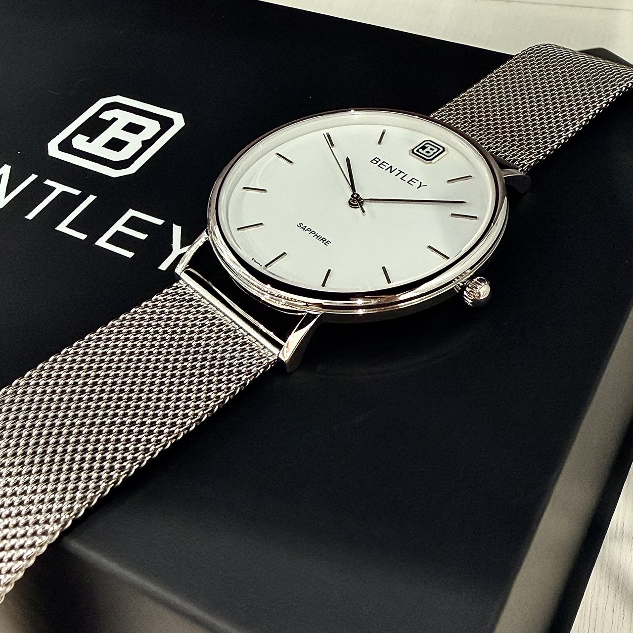 【BENTLEY 賓利】 文青極簡系列 銀白 瑞士機芯 不鏽鋼 米蘭帶 手錶