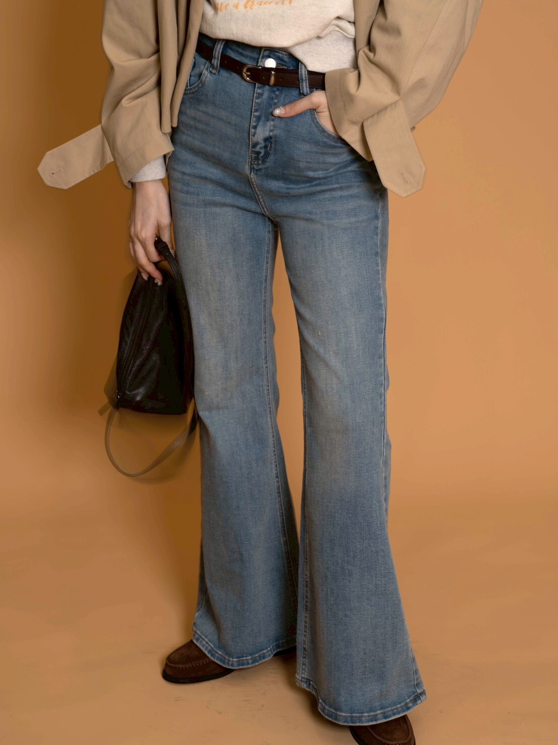 好久沒有這麼彈的牛仔喇叭褲/2色4碼/中藍