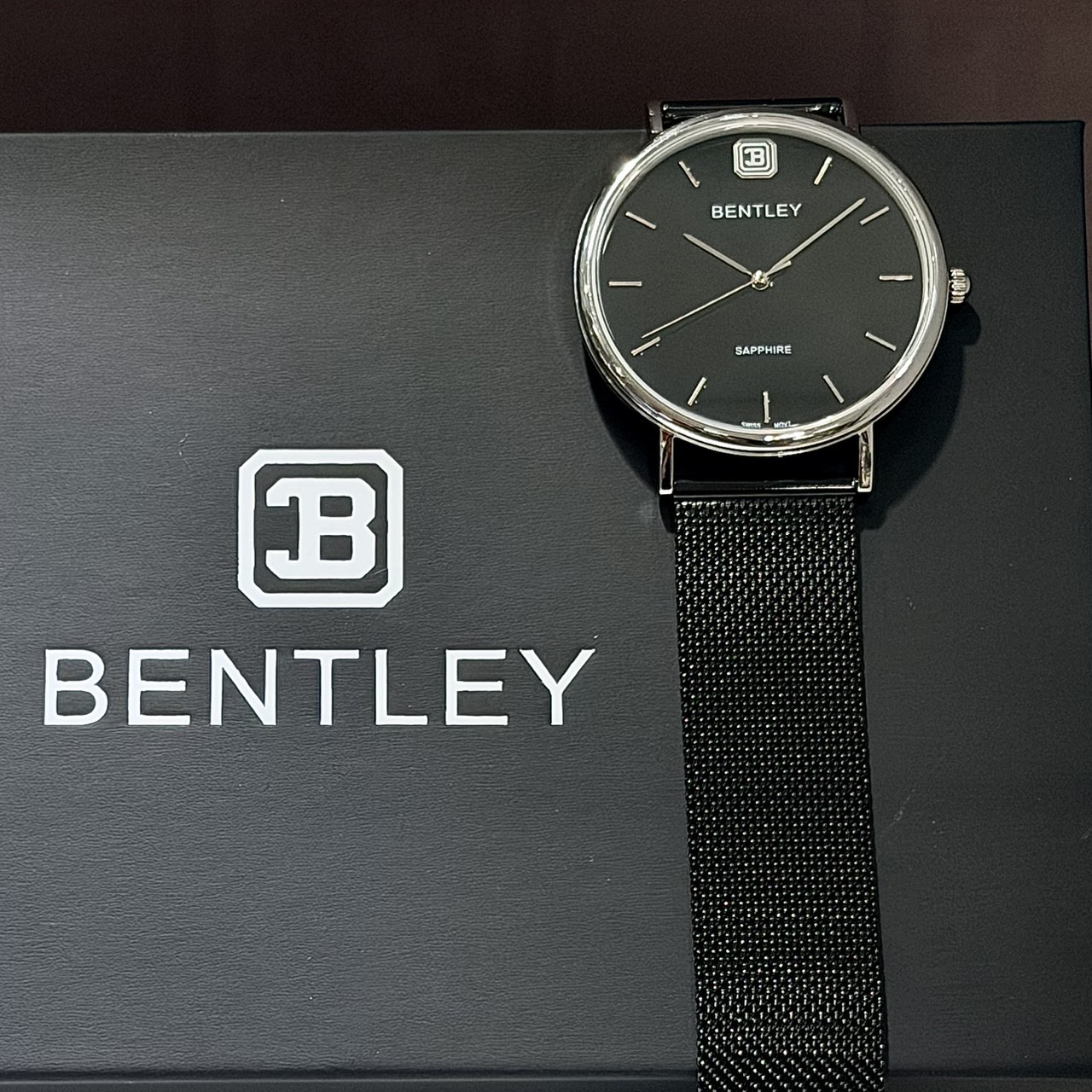 【BENTLEY 賓利】 文青極簡系列 銀黑 瑞士機芯 不鏽鋼 米蘭帶 手錶