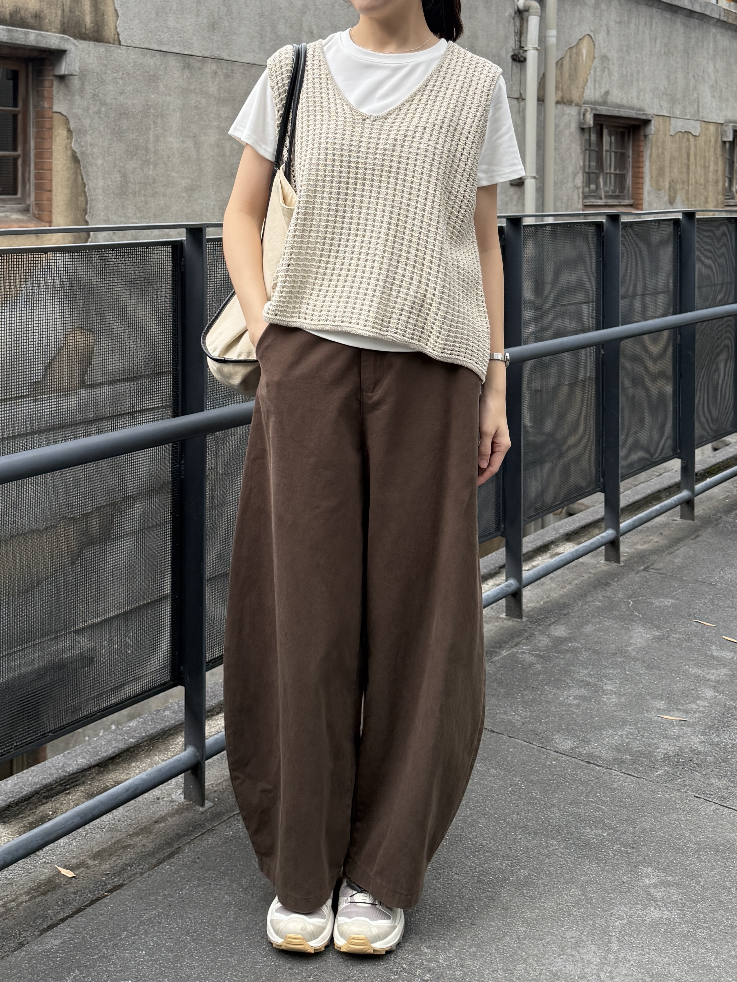 後造型口袋水洗繭型褲*3色