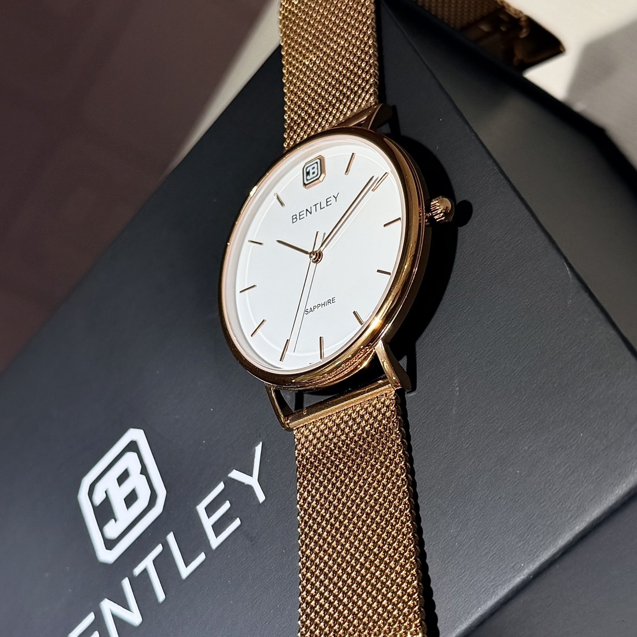 【BENTLEY 賓利】 文青極簡系列 銀黑 瑞士機芯 不鏽鋼 米蘭帶 手錶