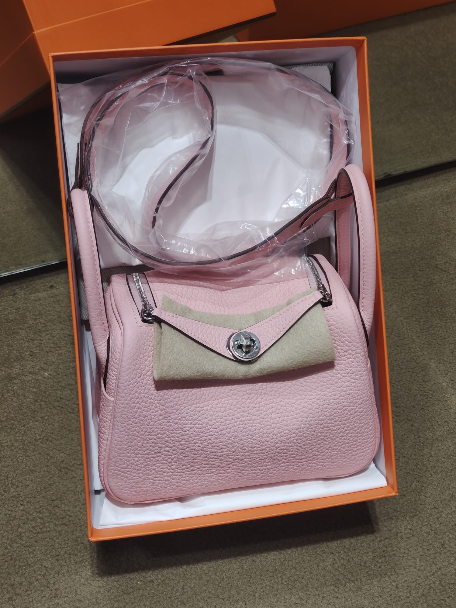 Lindy mini II 3Q sakura ck tc（二代：肩帶長92cm)