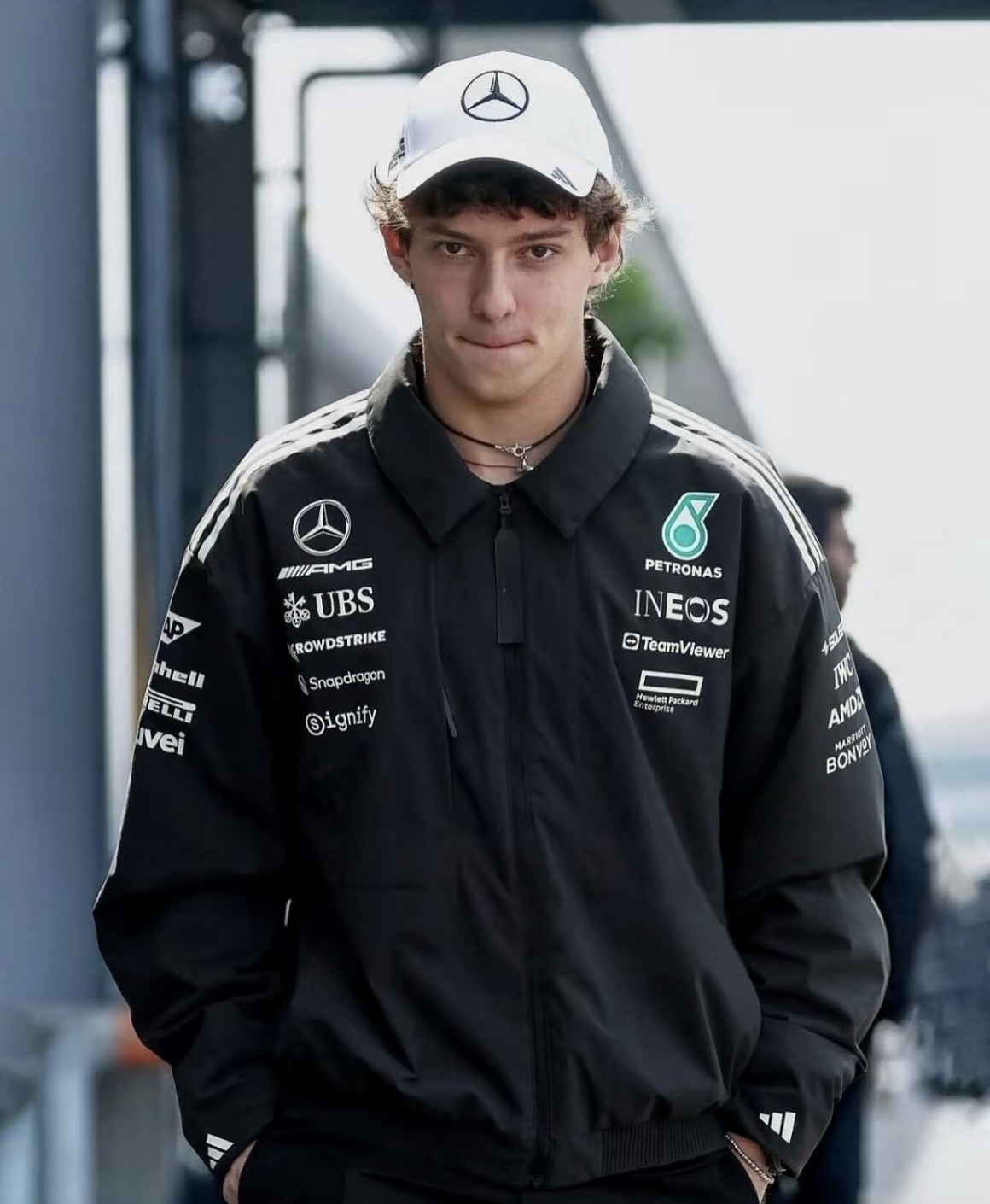 【現貨】adidas x Mercedes-AMG PETRONAS F1 聯名賽車夾克 宋雨琦同款 JX0748