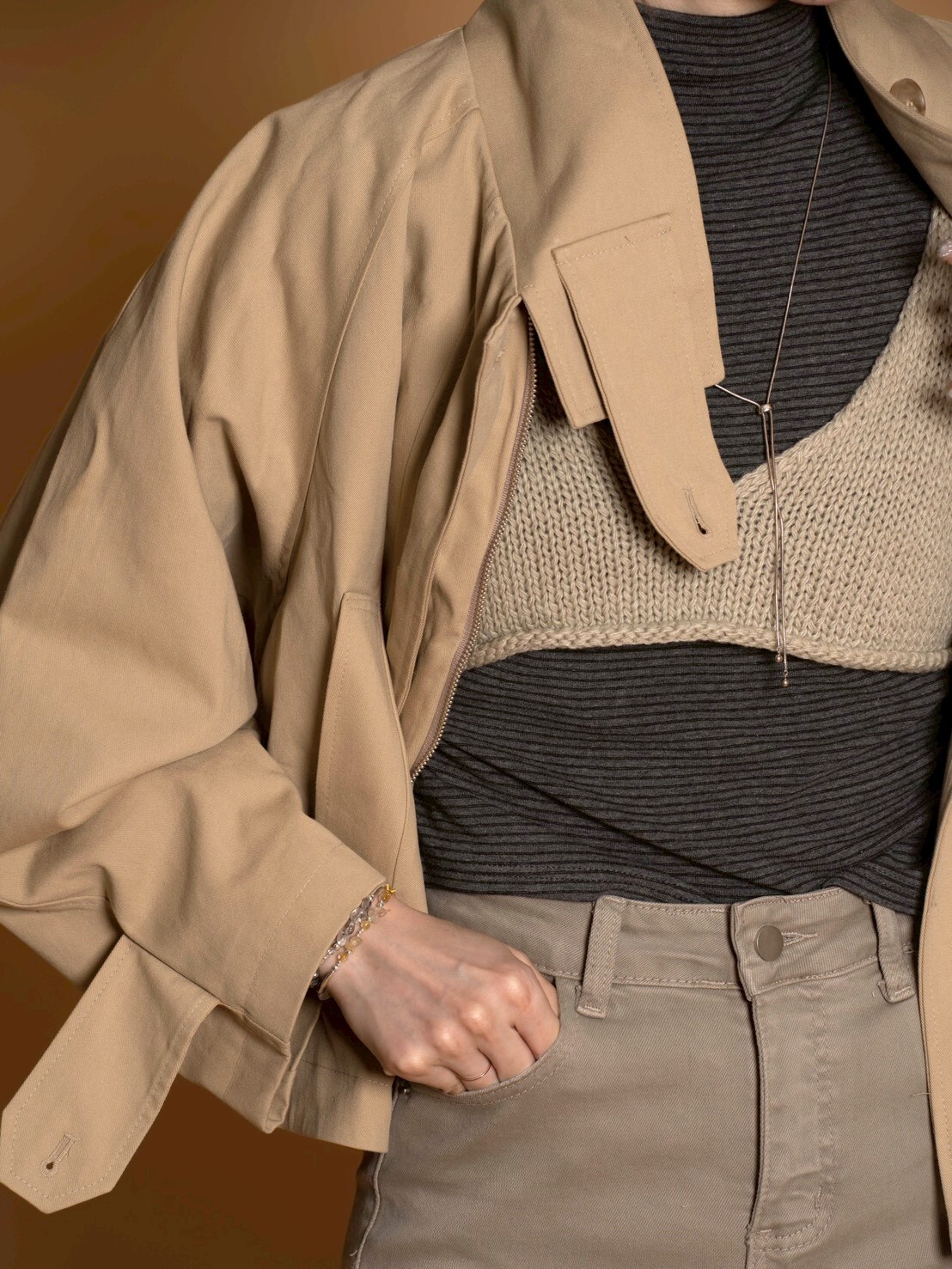 永遠買不完的細條小立領/2色均碼/深灰