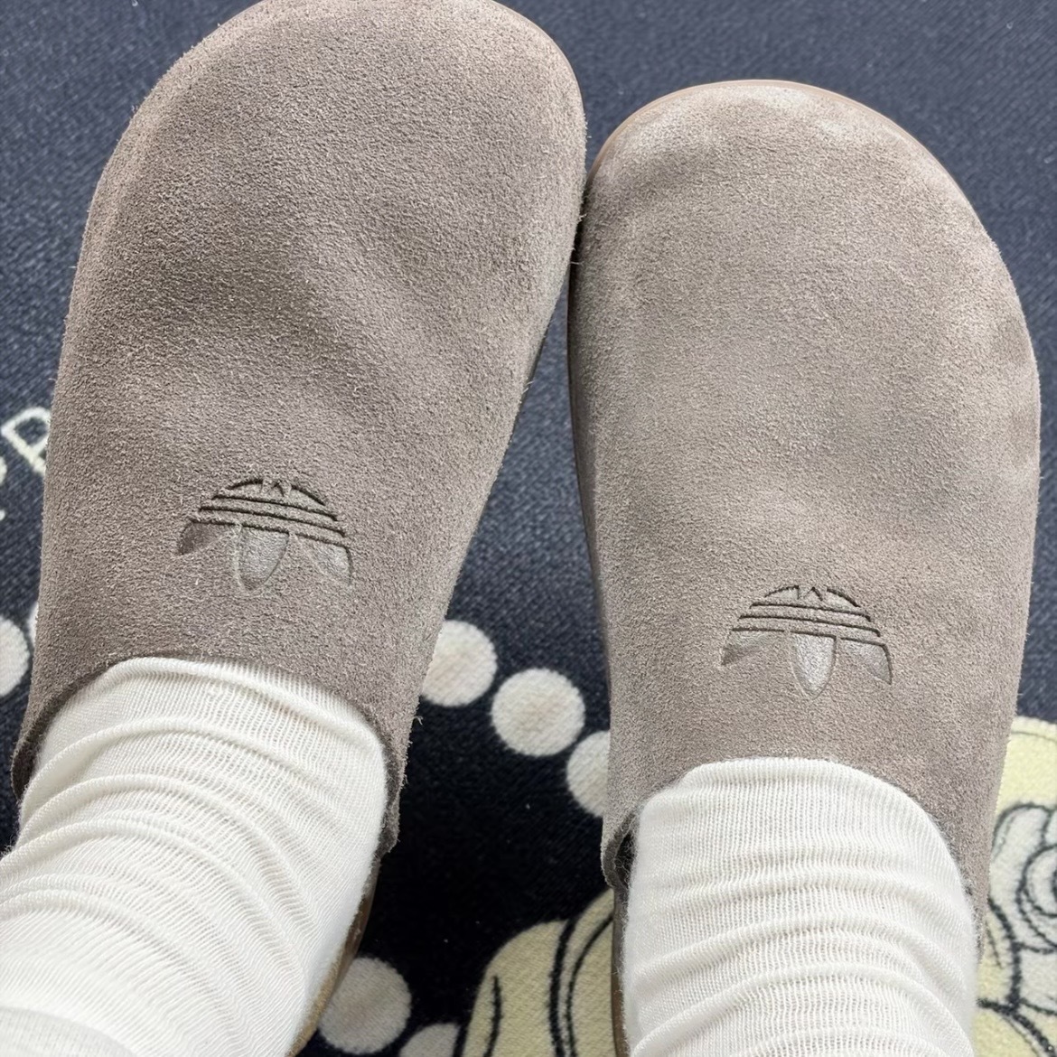 ADIDAS ADIMULE 灰色 麂皮 穆勒鞋 懶人鞋 勃肯鞋 日常休閒 男女款 IH6906