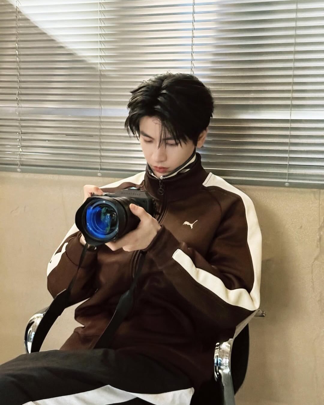 <張凌赫同款> PUMA T7 咖啡色 立領 運動外套 631858-31