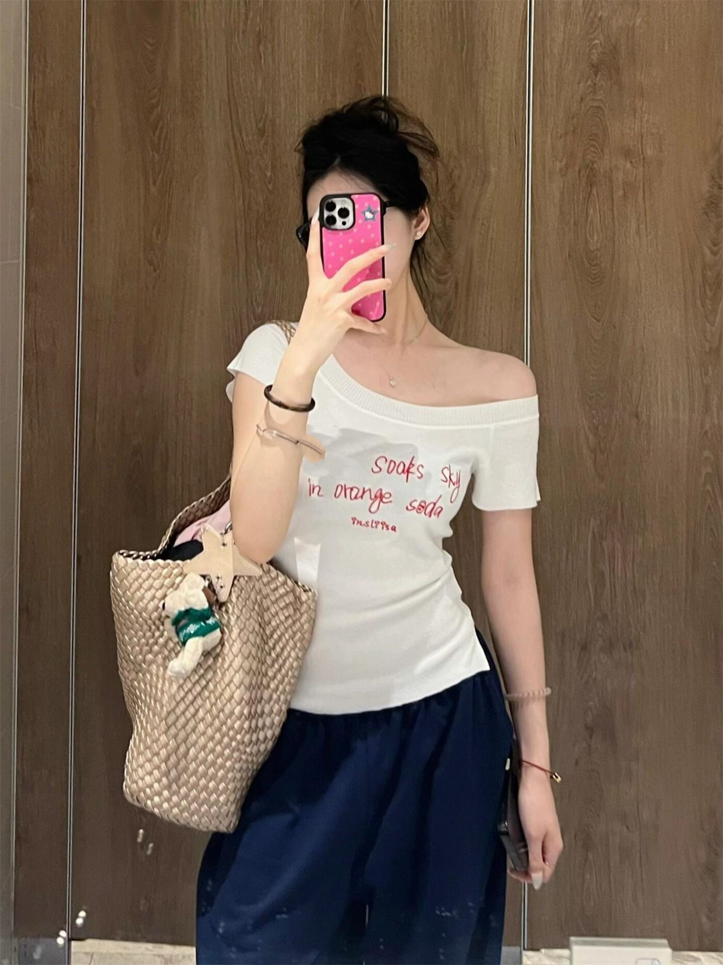 圓領露肩短袖上衣