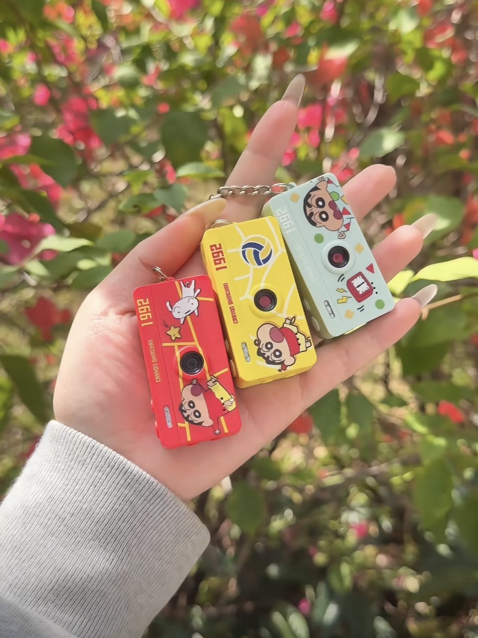 【預購】正版 蠟筆小新 數碼口袋相機 小相機