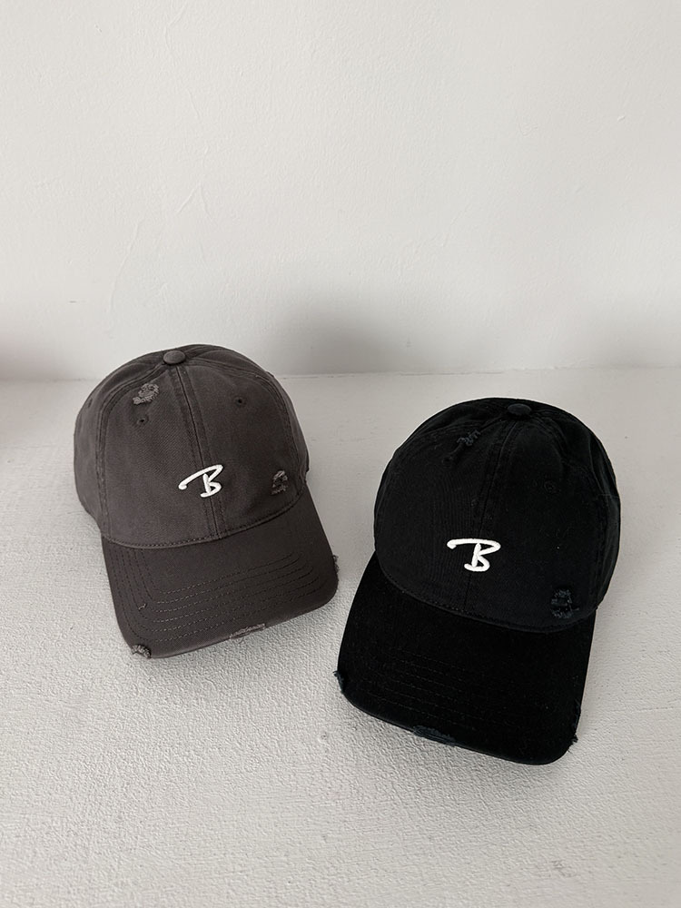 品牌選品 | 字母刺繡老帽（4色）