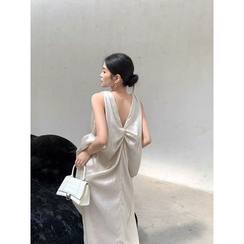 特殊光澤面料 V領寬鬆長洋