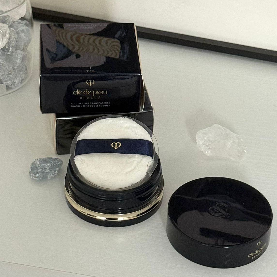 Cle de Peau - Translucent Loose Powder Small  鑽光透亮蜜粉8g (旅行裝)  #1 / #2