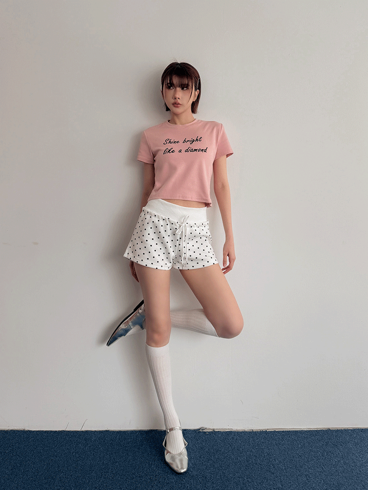 闆闆自留款！百搭絨布字母短T（4色）