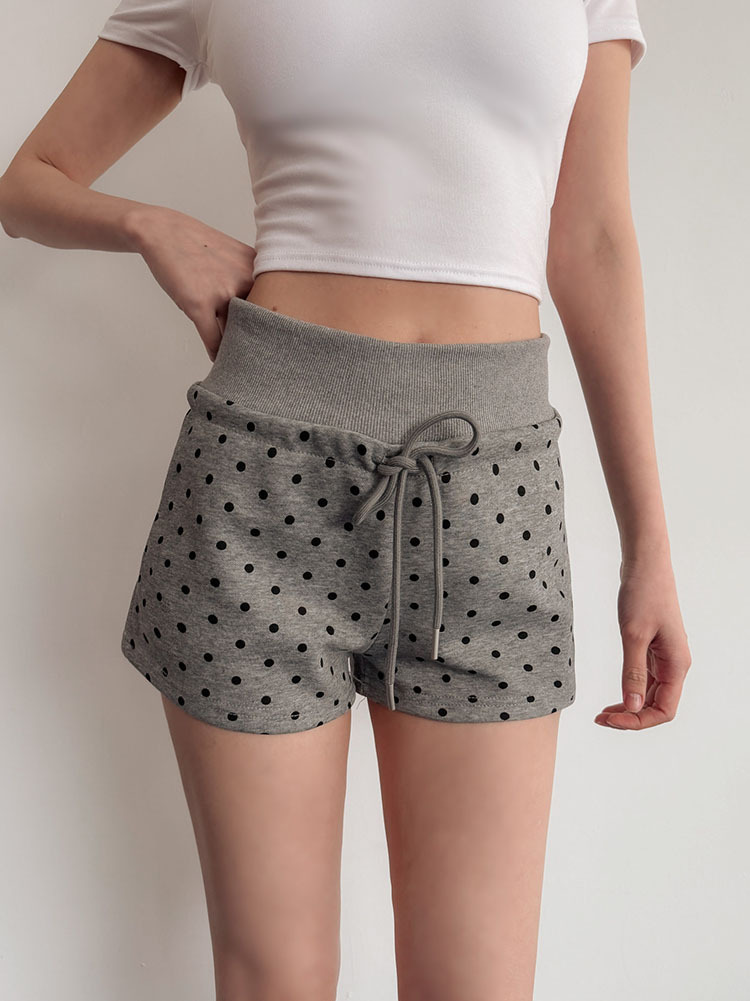 Spring來點可愛！韓系波點短褲（3色）