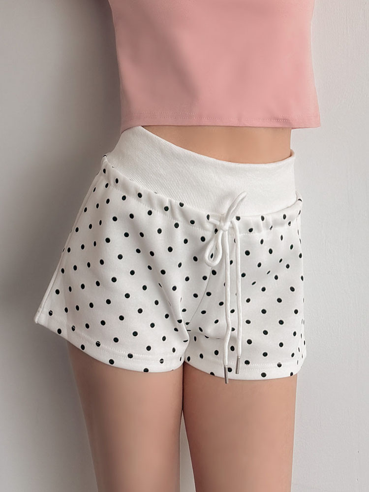 Spring來點可愛！韓系波點短褲（3色）