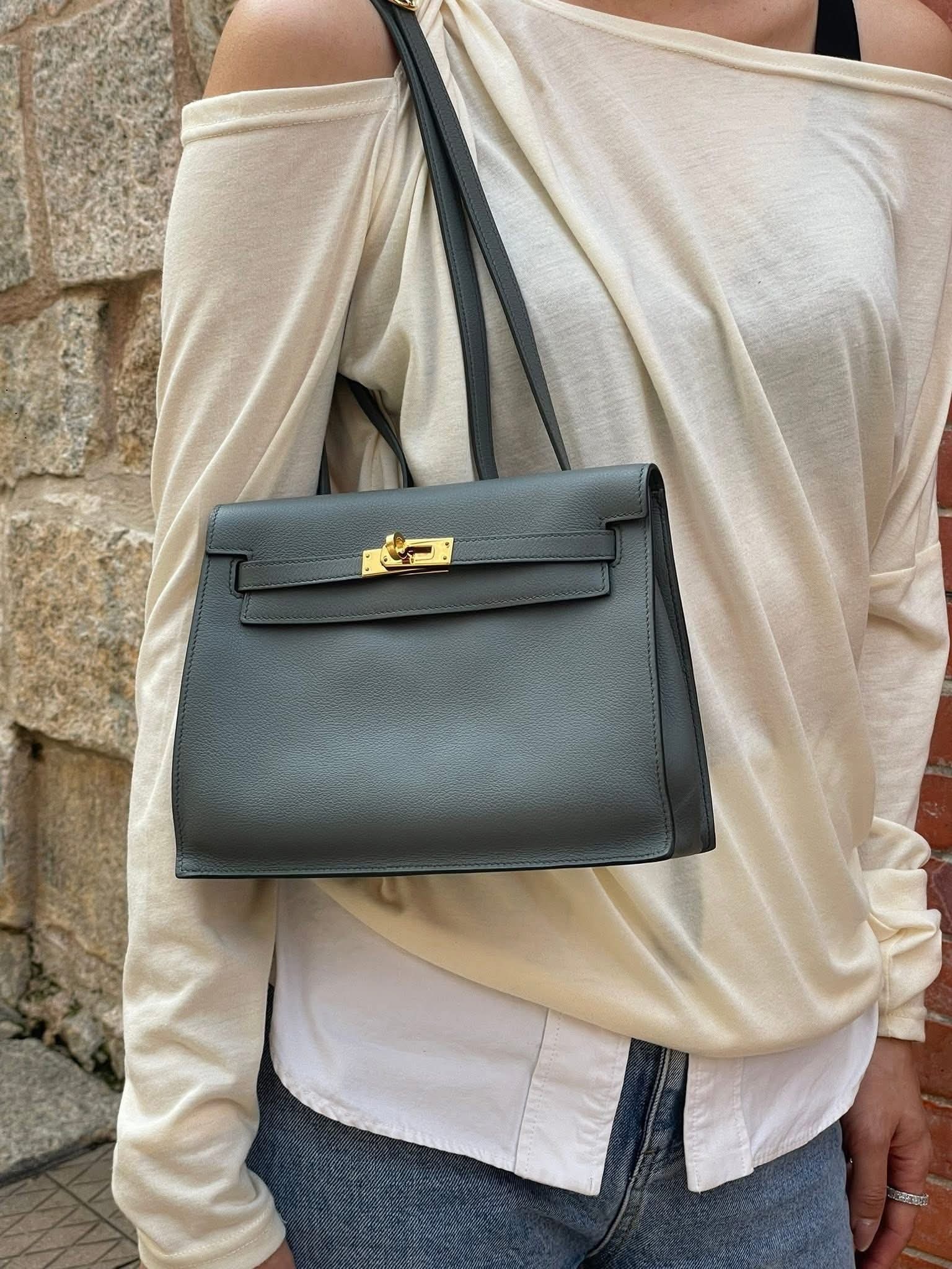 Preloved Hermès Kelly Danse  Evercolor  Vert Amande GHW HK$11x,xxx  (HK$2,000 即時落訂)