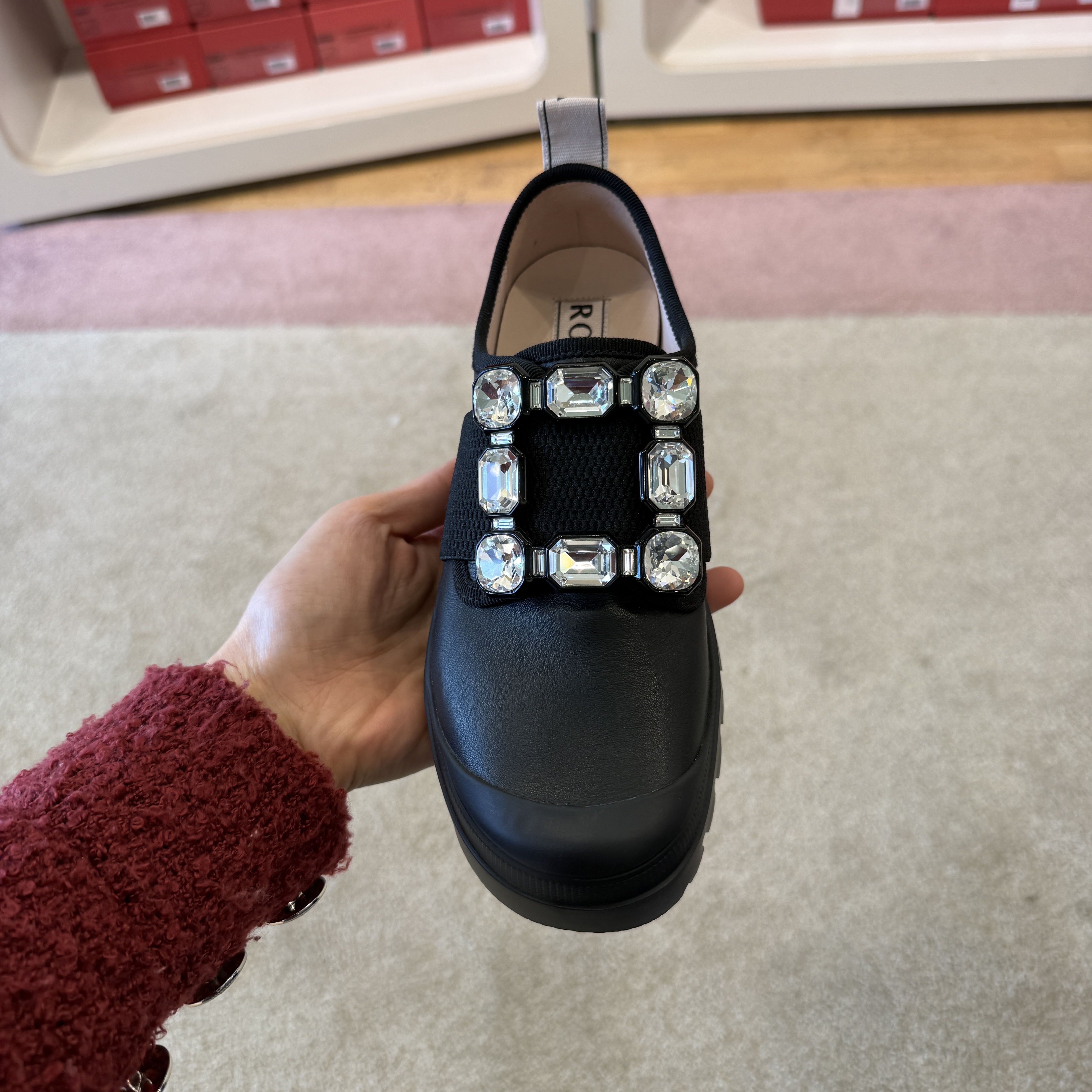 Roger Vivier RV walky viv strass leathers loafers black