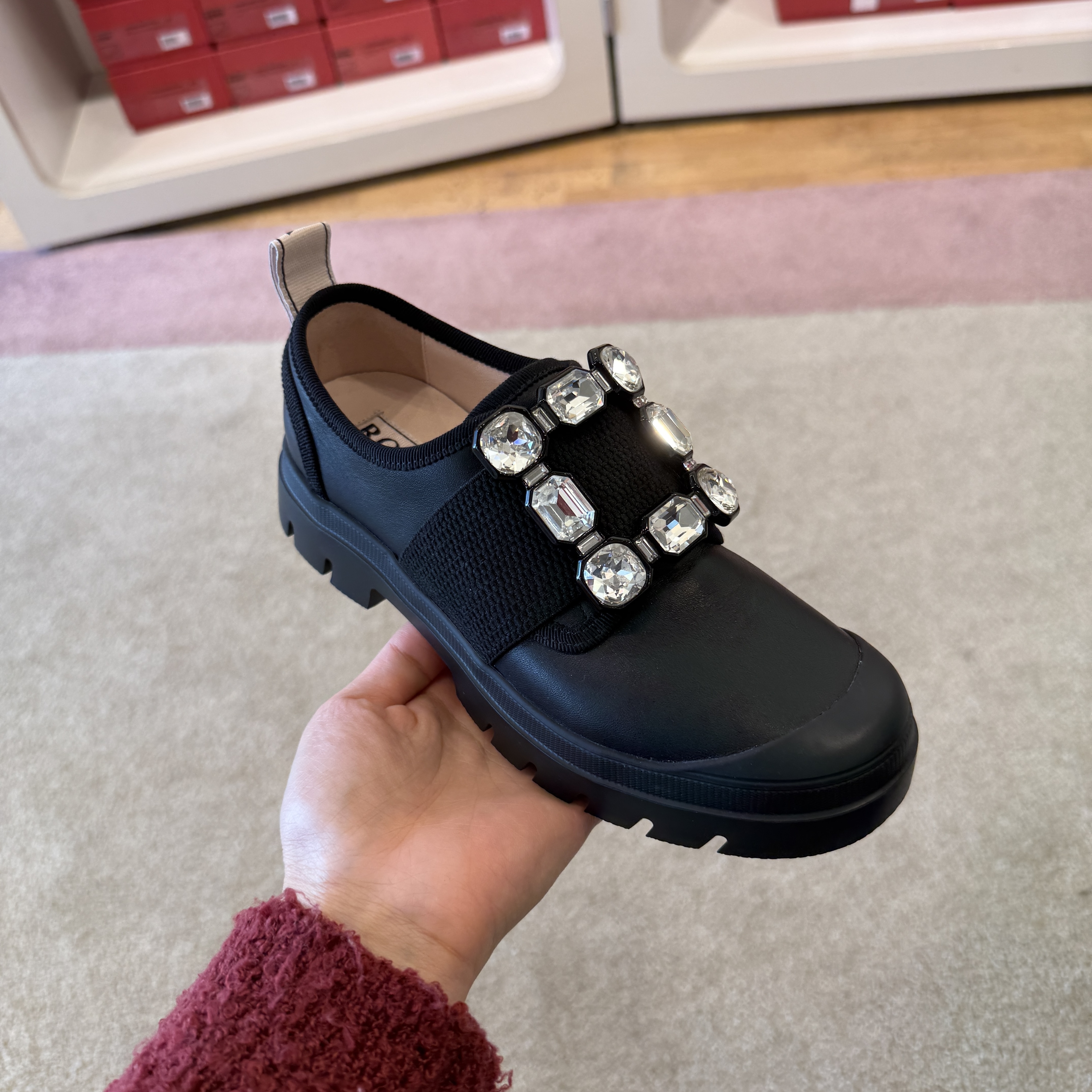 Roger Vivier RV walky viv strass leathers loafers black