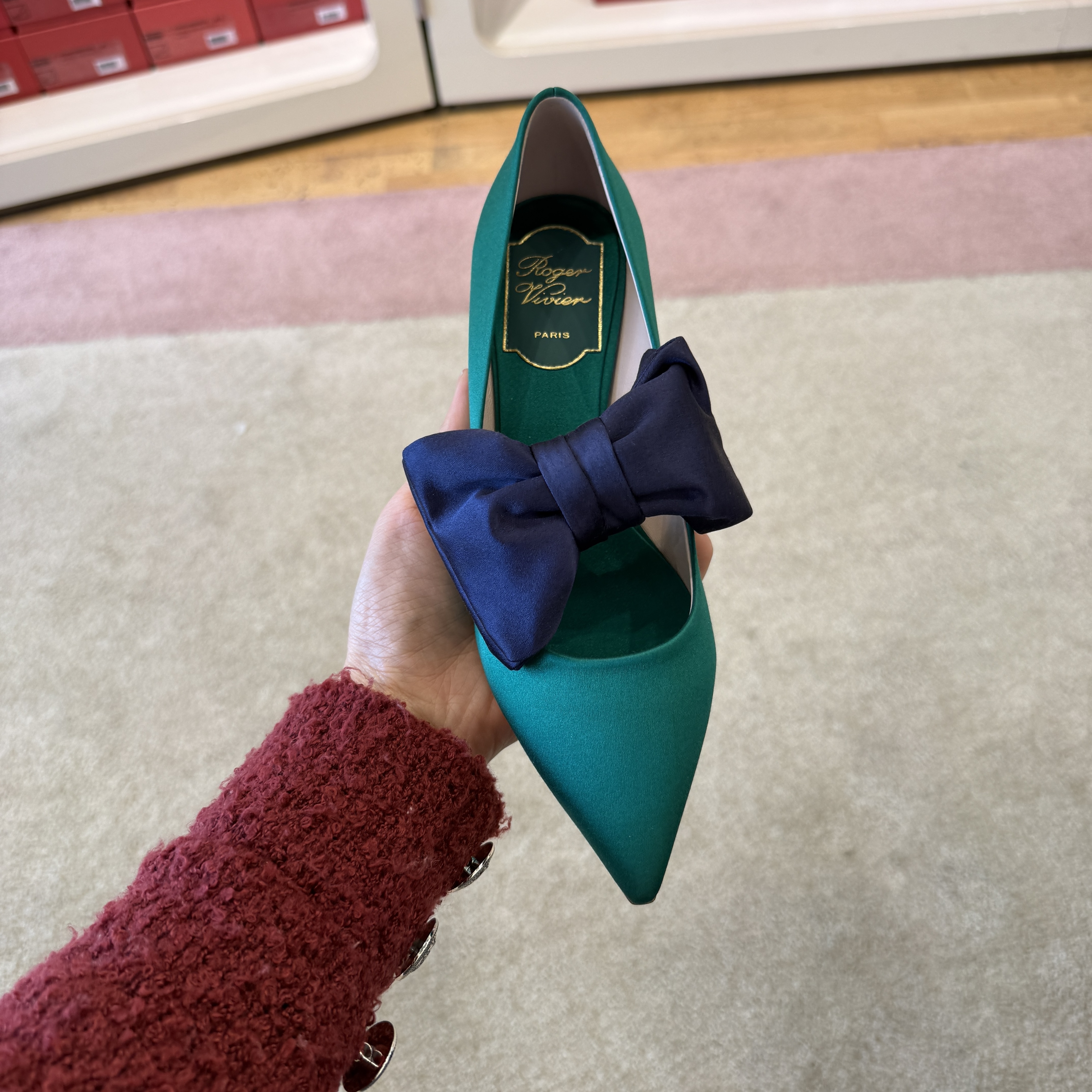 Roger Vivier RV polichinelle bow heels green