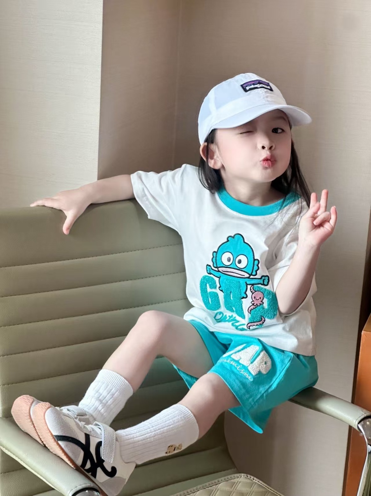 廠單 Sanrio x Gap 毛巾繡純棉套裝