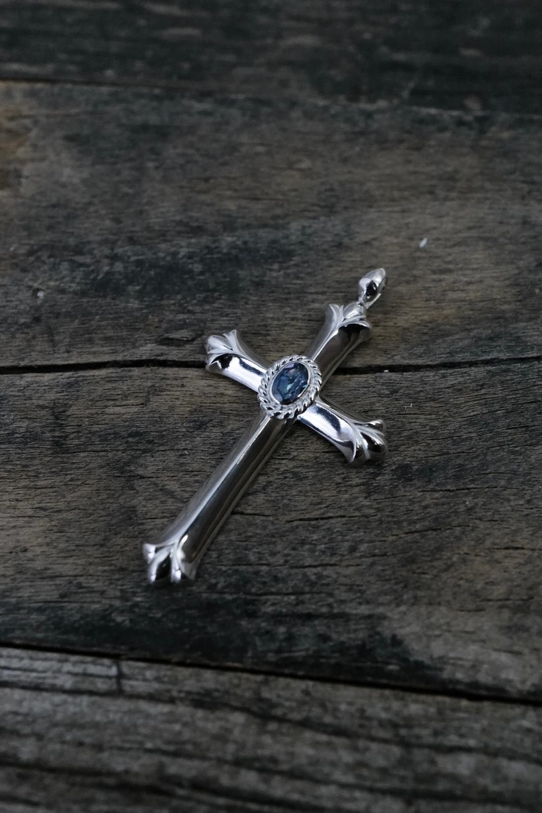 銀繩 Rainbow Topaz M Cross