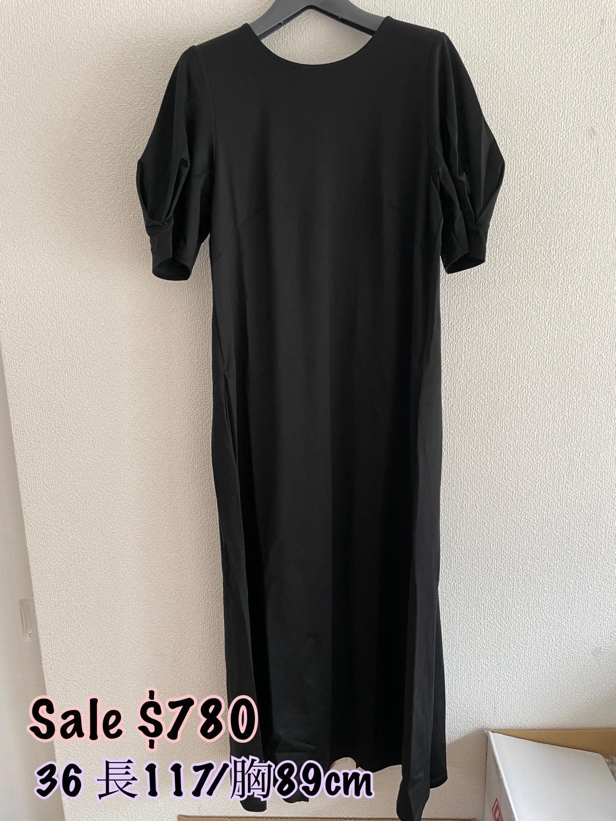 260331 Blue label 後面格仔 短袖連身裙 黑色