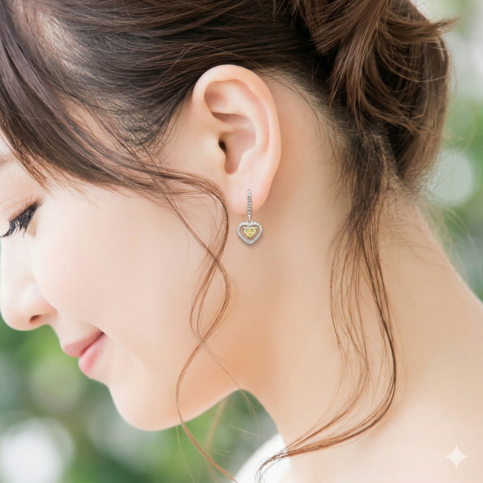 全新18K金【主石52份彩黃心形鑽石】配小鑽共67份鑽石吊耳環