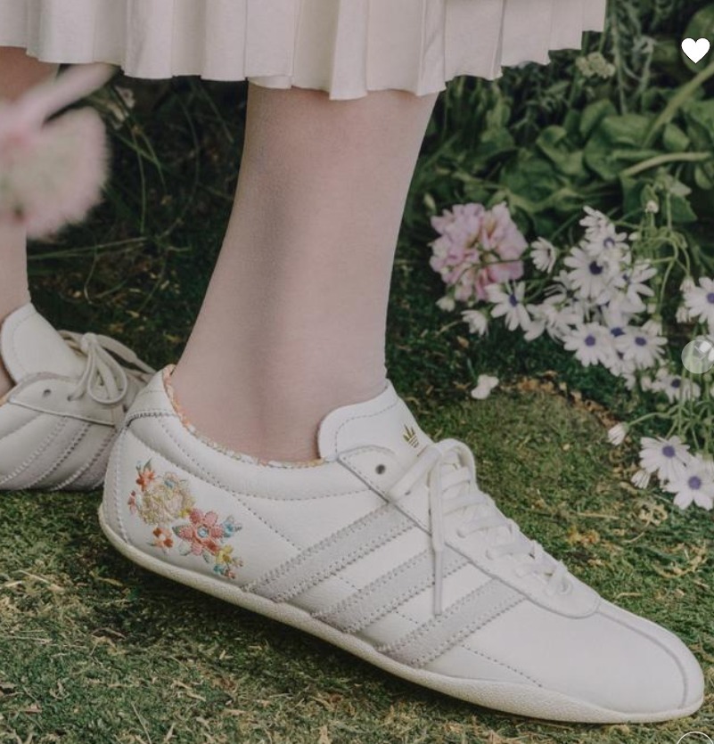 JP263-264 ABC Mart Limited Adidas Originals x Liberty London Tokyo W Liberty London