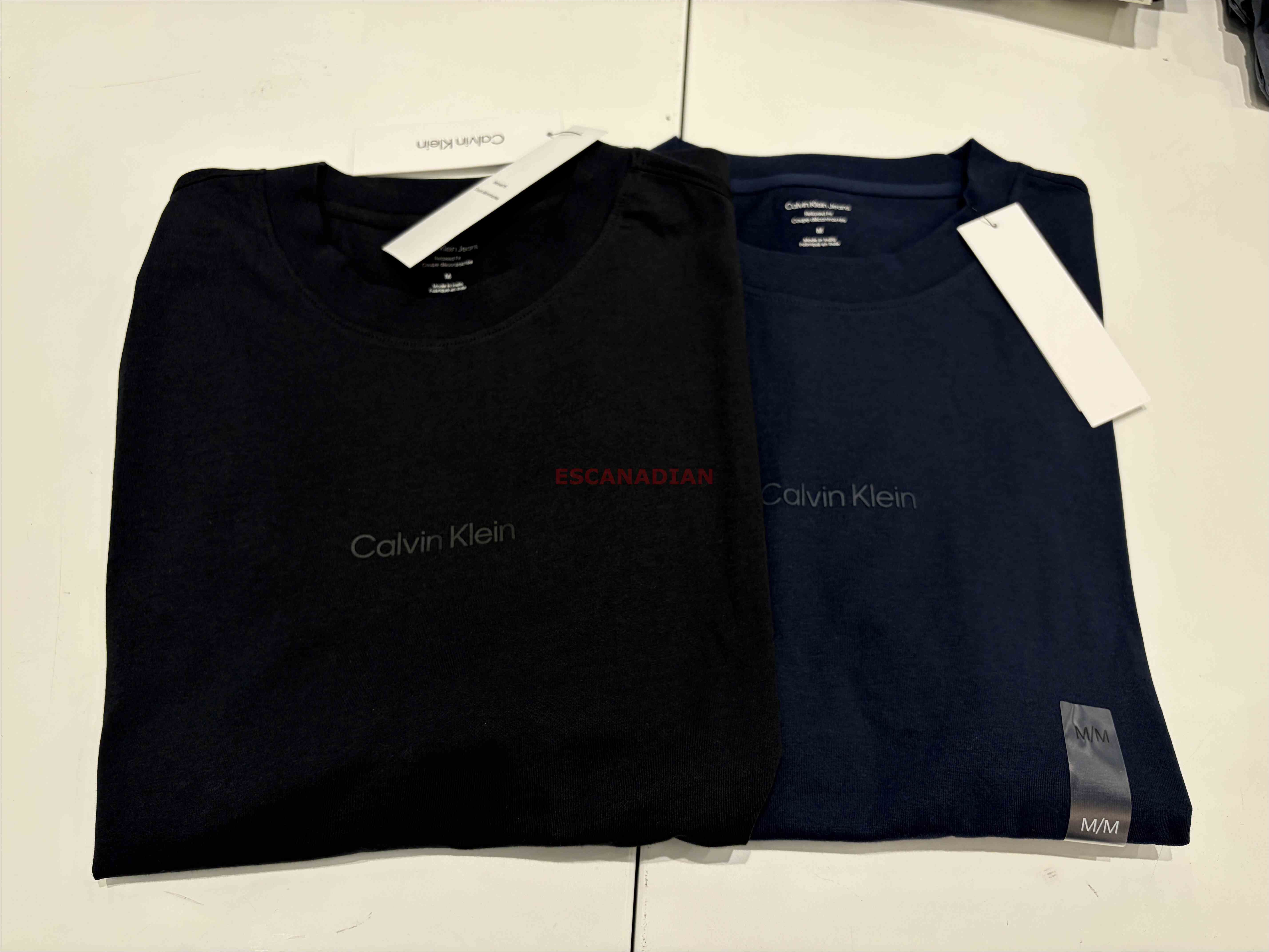 CK 男大人 經典小字樣 寬版 短TEE (2色)