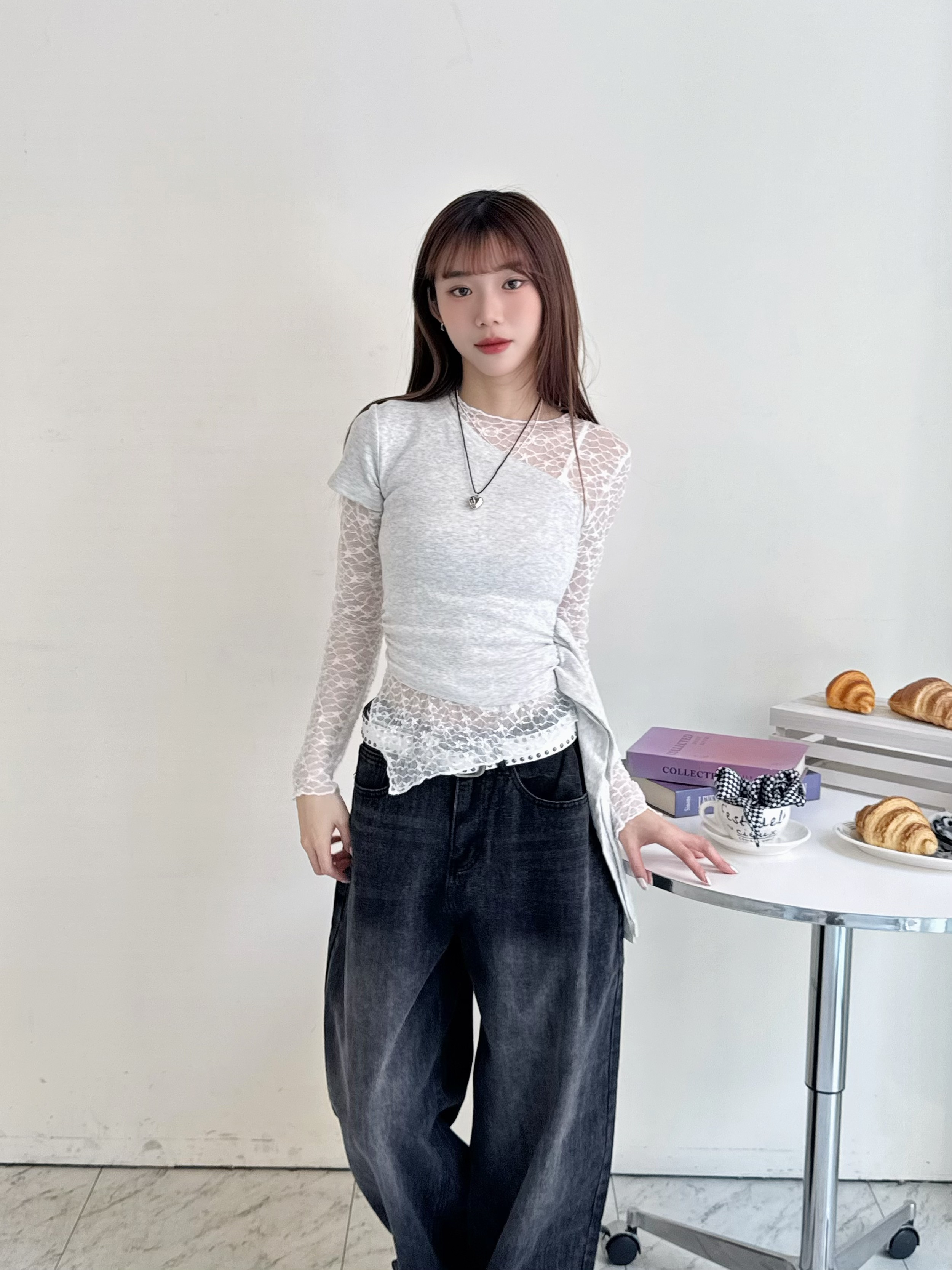 下襬造型斜肩多色上衣-0551